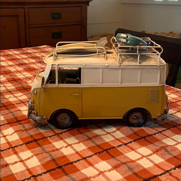 Metal VW Wagon Van
